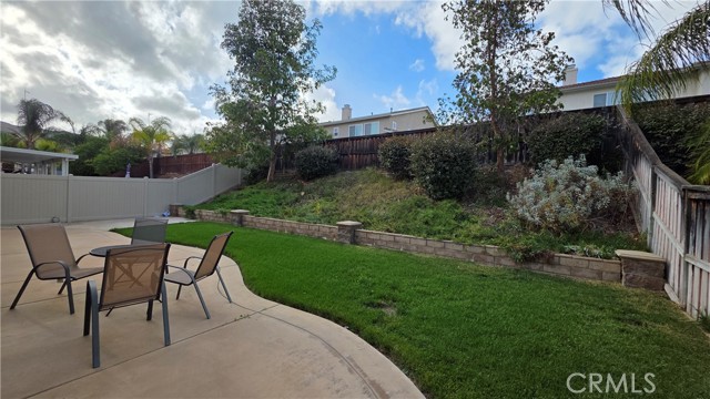 Detail Gallery Image 17 of 19 For 23920 Silverleaf, Murrieta,  CA 92562 - 5 Beds | 3 Baths