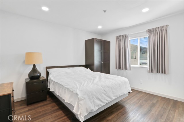 Detail Gallery Image 6 of 7 For 112 N Primrose Ave #D,  Alhambra,  CA 91801 - 2 Beds | 1/1 Baths