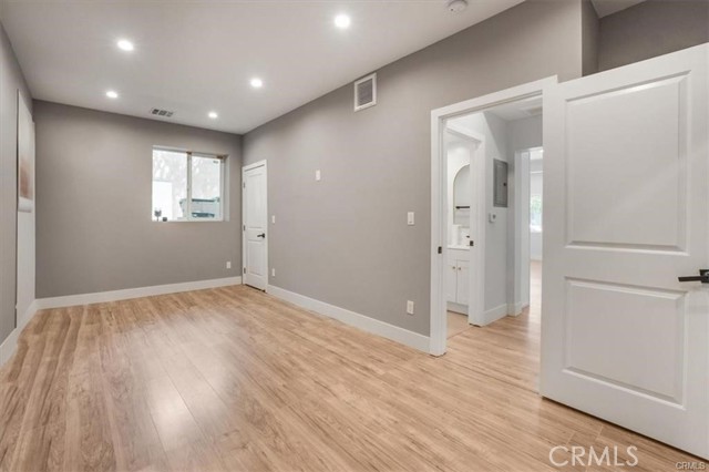 9739 Hillhaven Avenue, Tujunga CA: https://media.crmls.org/medias/4cacd19f-69cd-492c-b008-dae3f001394f.jpg