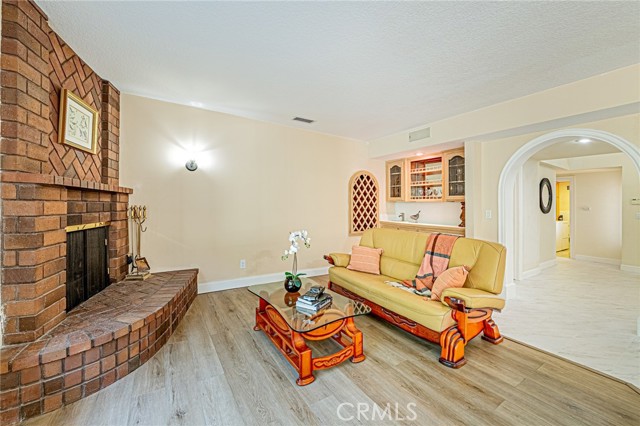 Detail Gallery Image 21 of 75 For 1737 Gainsborough Rd, San Dimas,  CA 91773 - 4 Beds | 3/1 Baths