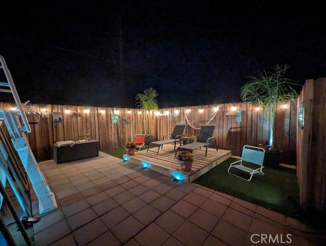 https://media.crmls.org/medias/4cacfd71-c41a-48fc-bc1f-28c9ea6e8278.jpg?preset=X-Large
