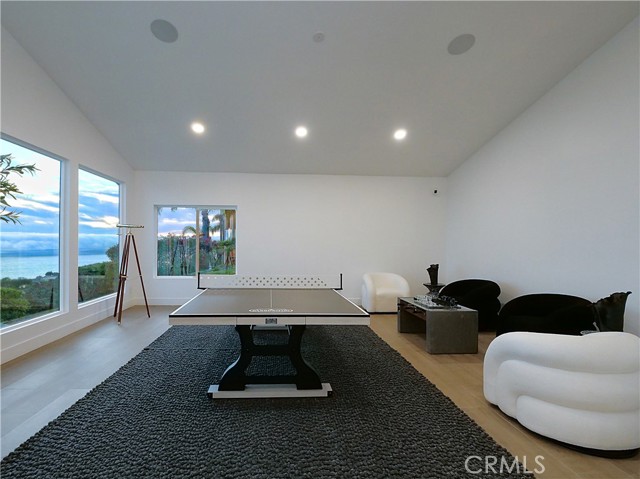 Detail Gallery Image 35 of 58 For 32551 Seacliff Dr, Rancho Palos Verdes,  CA 90275 - 4 Beds | 3/1 Baths