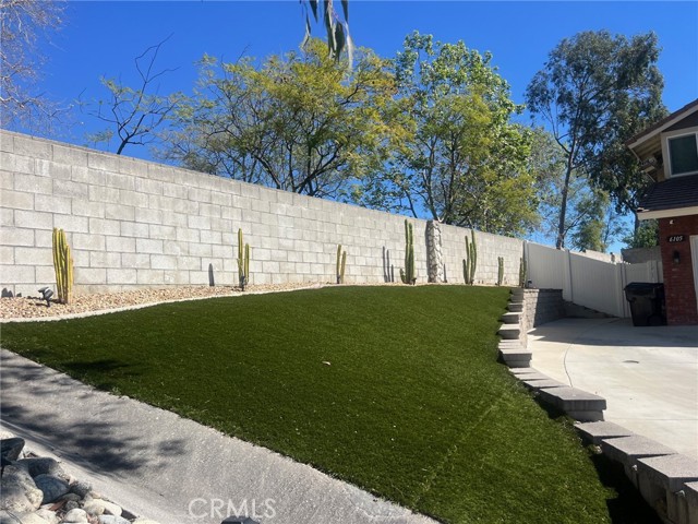 Detail Gallery Image 5 of 35 For 6105 Sherry Ct, Rancho Cucamonga,  CA 91737 - 4 Beds | 2/1 Baths