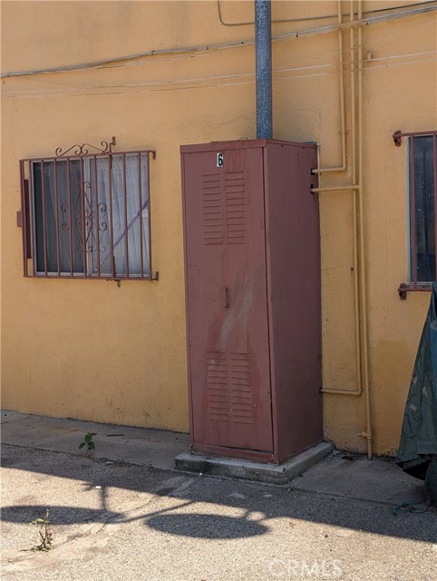 Detail Gallery Image 8 of 41 For 203 W 77th St St, Los Angeles,  CA 90003 - – Beds | – Baths