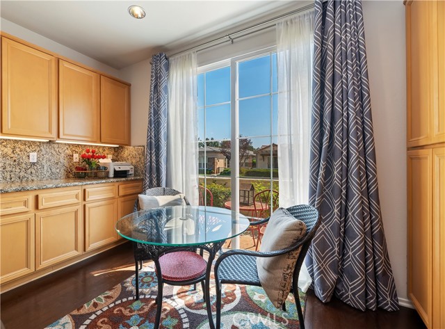 Detail Gallery Image 9 of 25 For 117 Paint Creek, Beaumont,  CA 92223 - 2 Beds | 2 Baths