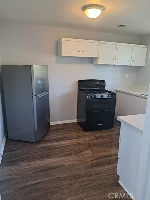 1935 W Linden Street, Riverside CA: https://media.crmls.org/medias/4cb0e0d1-8959-4b69-a916-a9acb8584bb4.jpg