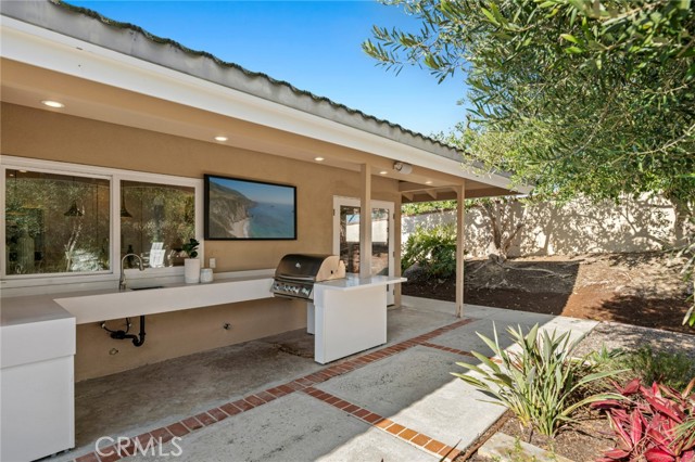 Detail Gallery Image 36 of 38 For 1218 Keel Dr, Corona Del Mar,  CA 92625 - 3 Beds | 2/1 Baths