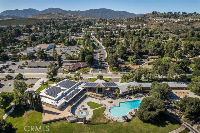 Detail Gallery Image 33 of 37 For 26856 Oak Branch Cir, Newhall,  CA 91321 - 2 Beds | 2 Baths