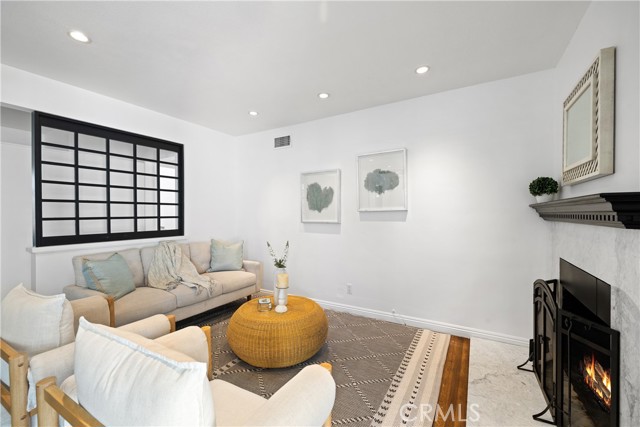 Detail Gallery Image 7 of 37 For 1442 W Olive Ave, Fullerton,  CA 92833 - 3 Beds | 2 Baths