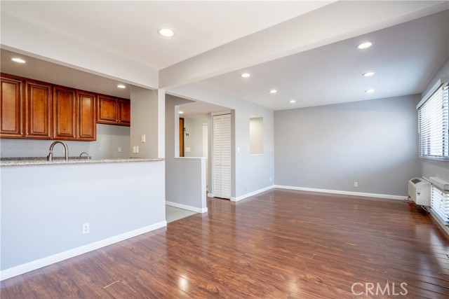 Detail Gallery Image 6 of 12 For 435 S Virgil Ave #310,  Los Angeles,  CA 90020 - 1 Beds | 1 Baths