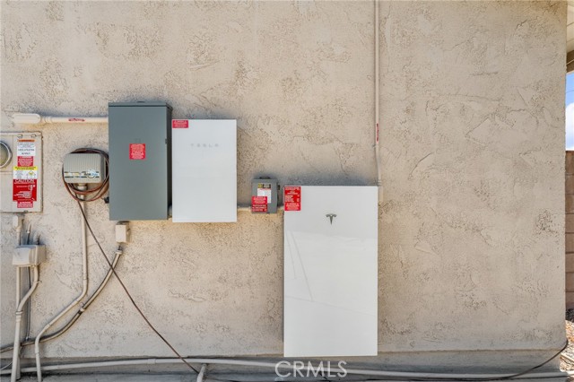 Detail Gallery Image 33 of 39 For 12310 Kellogg Ave, Chino,  CA 91710 - 4 Beds | 2 Baths