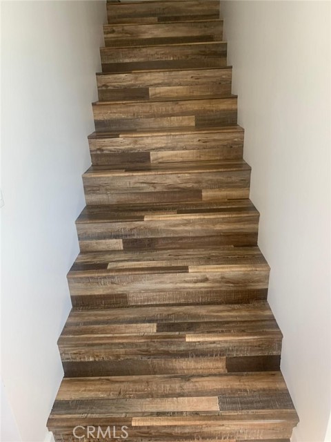 Detail Gallery Image 5 of 17 For 16507 San Fernando Mission Bld, Granada Hills,  CA 91344 - 2 Beds | 2/1 Baths