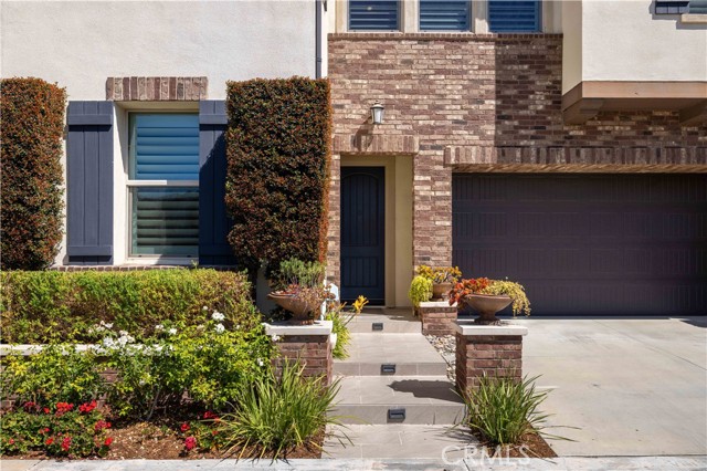 Detail Gallery Image 4 of 52 For 1999 Aliso Peak, Lake Forest,  CA 92610 - 5 Beds | 4/1 Baths