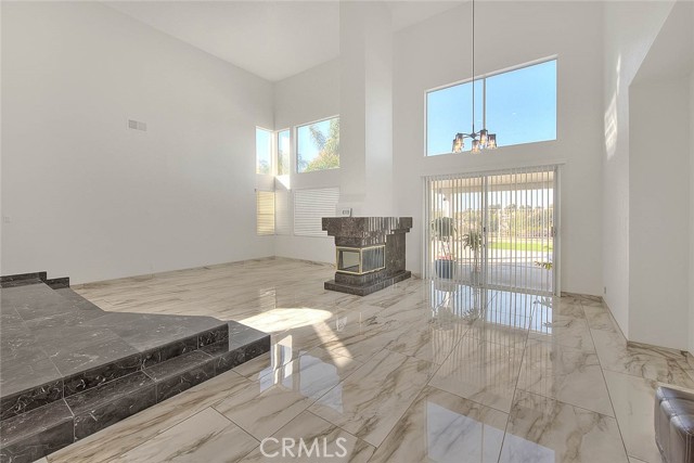 Detail Gallery Image 5 of 70 For 3571 Rio Ranch Rd, Corona,  CA 92882 - 5 Beds | 3 Baths