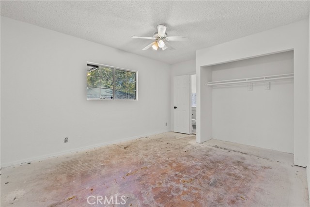 Detail Gallery Image 27 of 58 For 12924 Sproule, Sylmar,  CA 91342 - 4 Beds | 3 Baths