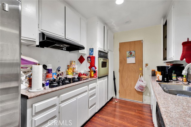 Detail Gallery Image 10 of 27 For 858 Coral, Hemet,  CA 92543 - 2 Beds | 2 Baths