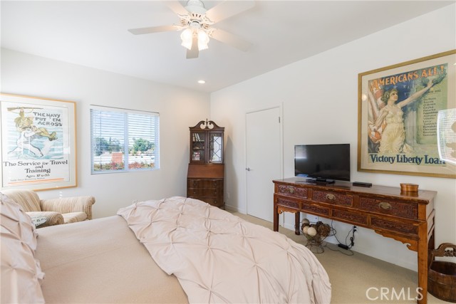 Detail Gallery Image 40 of 48 For 4921 Rupert Ave, Encino,  CA 91316 - 4 Beds | 3 Baths