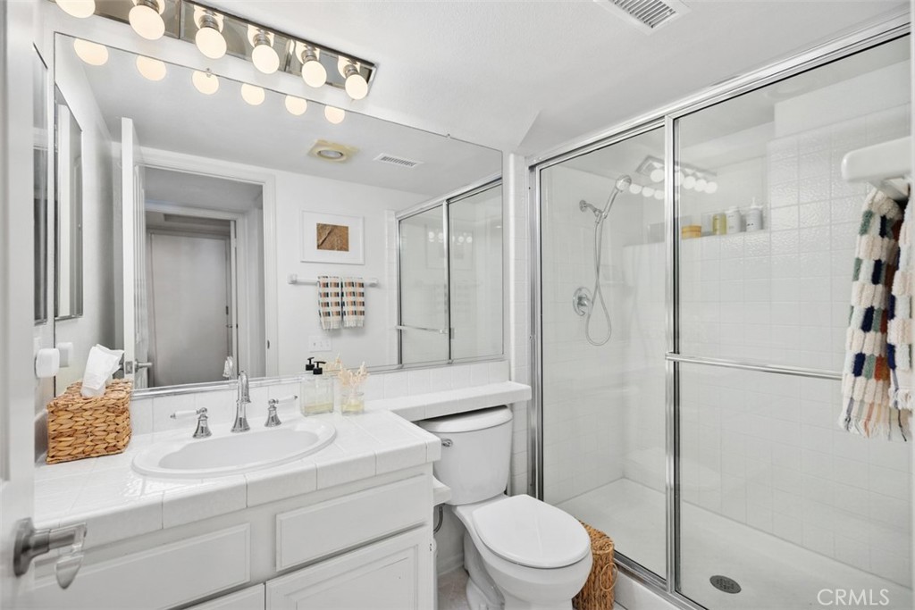 MLS #OC25275400 image #14