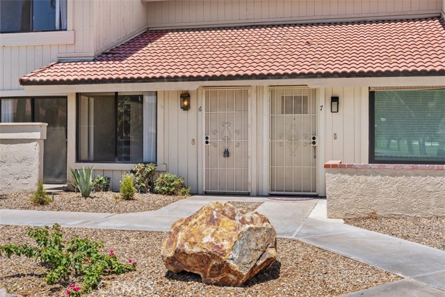 6150 Montecito Drive, Palm Springs CA: https://media.crmls.org/medias/4cb91078-acaa-4125-8a38-4f7f9e946615.jpg