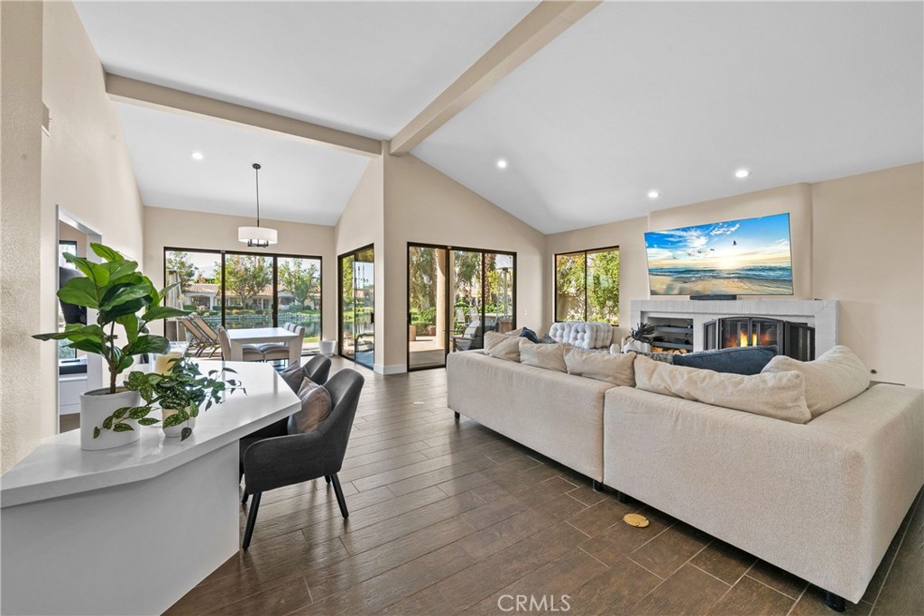 MLS #SR24196830 img 3