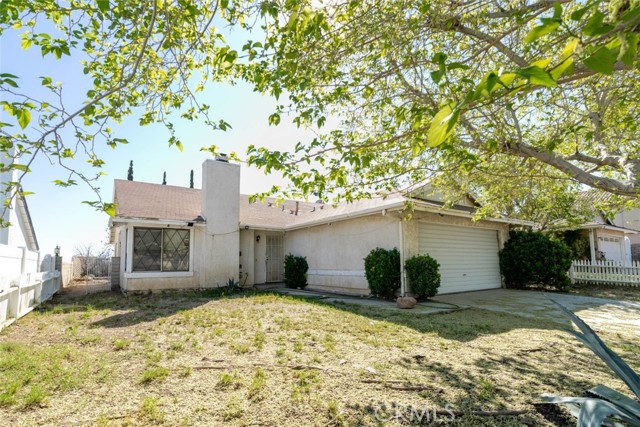 Detail Gallery Image 3 of 31 For 36620 Ramona Rd, Palmdale,  CA 93550 - 3 Beds | 2 Baths