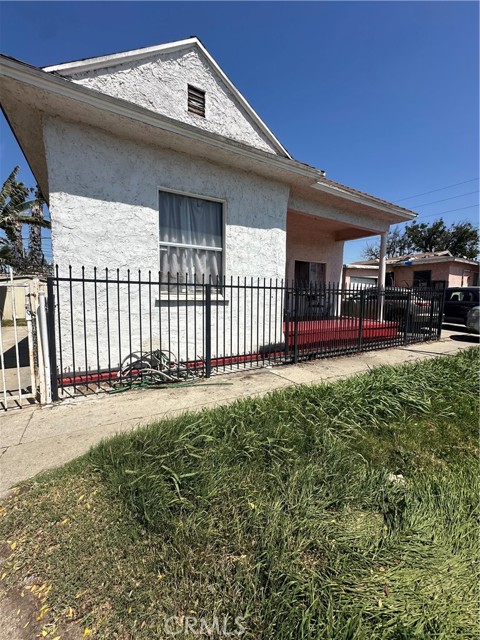 Detail Gallery Image 2 of 3 For 259 E 84th Pl, Los Angeles,  CA 90003 - – Beds | – Baths