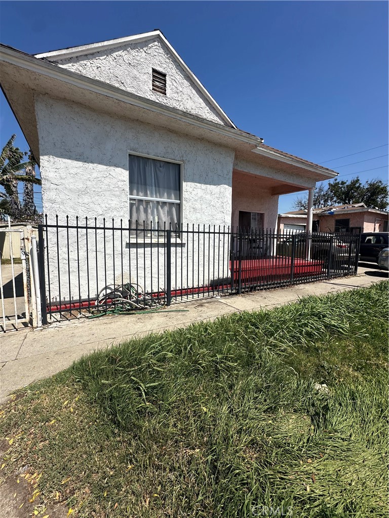 MLS #DW25111913 img 1