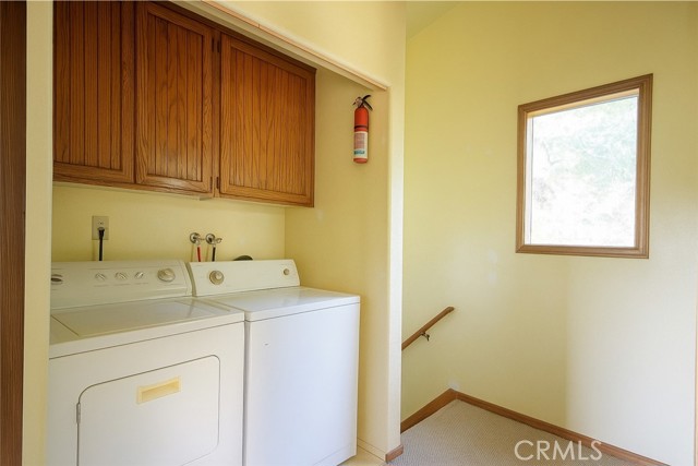 23690 Hillside Drive, Crestline CA: https://media.crmls.org/medias/4cbac7c6-a97e-46f9-9141-82881a552f97.jpg