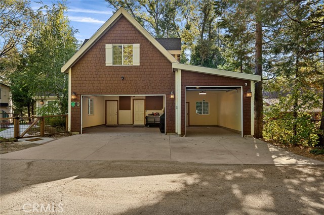 Detail Gallery Image 20 of 28 For 28637 Shenandoah Dr, Lake Arrowhead,  CA 92352 - 4 Beds | 2/1 Baths