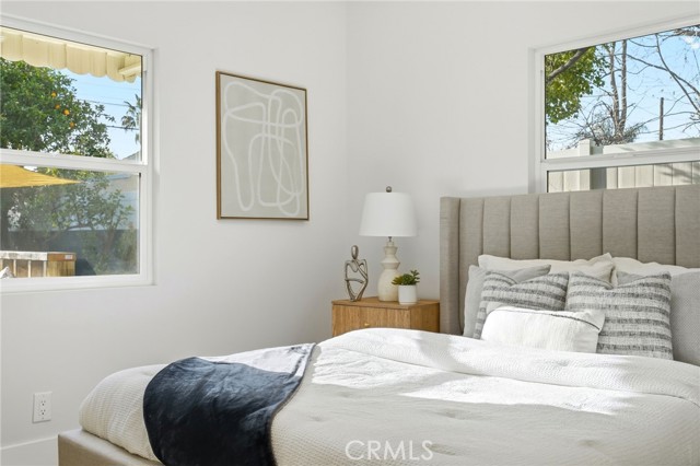 Detail Gallery Image 32 of 58 For 829 N Valley, Burbank,  CA 91505 - 2 Beds | 2 Baths