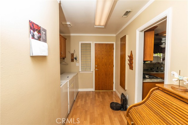 1029 Penny Street, Chowchilla CA: https://media.crmls.org/medias/4cbbd680-ff27-442e-a19c-e15e7be30d8f.jpg