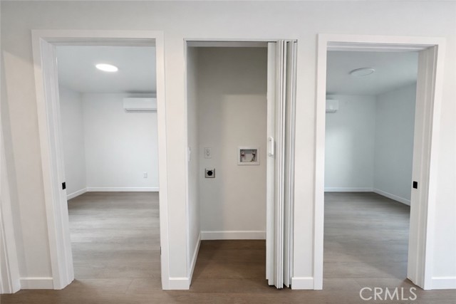 Detail Gallery Image 7 of 14 For 6905 Noble, Van Nuys,  CA 91405 - 2 Beds | 1 Baths