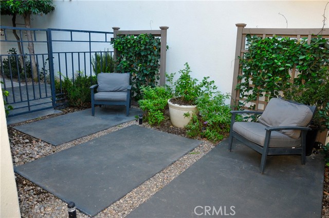 Detail Gallery Image 2 of 13 For 24 via Helena, Rancho Santa Margarita,  CA 92688 - 3 Beds | 2/1 Baths