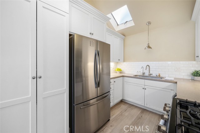 1185 E Foothill Boulevard, San Luis Obispo CA: https://media.crmls.org/medias/4cbc06d6-ad44-4821-9f3d-b1ceddc9f76c.jpg