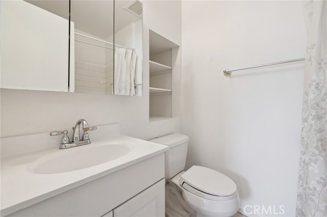 Detail Gallery Image 15 of 48 For 23320 Western Ave #D,  Harbor City,  CA 90710 - 3 Beds | 2 Baths