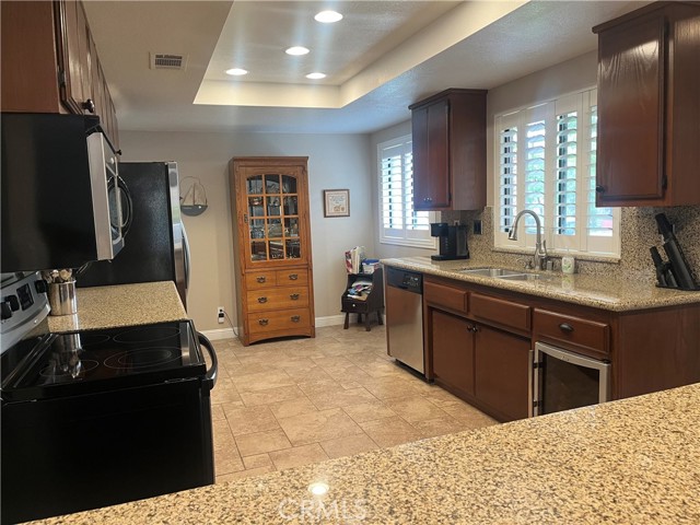 29183 Yosemite Place, Canyon Lake CA: https://media.crmls.org/medias/4cbed680-5578-4946-b7d1-42a240df8153.jpg
