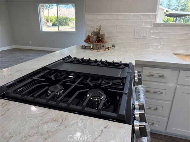 Detail Gallery Image 18 of 54 For 24323 Avenue 324, –,  CA 93286 - 3 Beds | 2 Baths