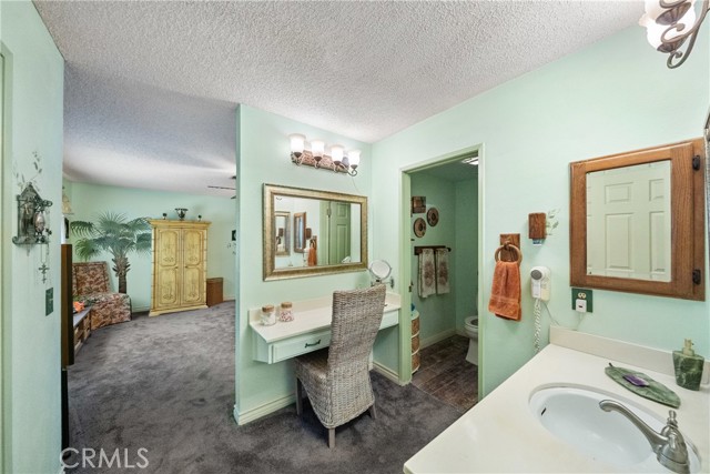 1921 Pine Drive, La Habra CA: https://media.crmls.org/medias/4cbf9505-9608-46dd-8409-da3a5b21d8d3.jpg