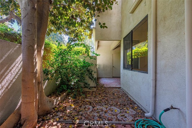 Detail Gallery Image 24 of 33 For 5744 E Creekside Ave #60,  Orange,  CA 92869 - 2 Beds | 1 Baths