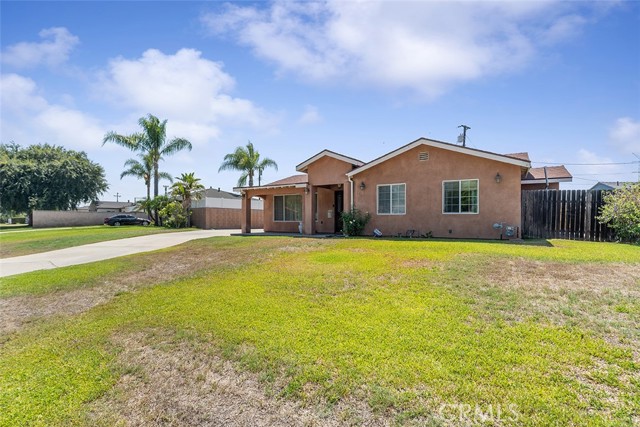 5441 N Calera Avenue, Covina CA: https://media.crmls.org/medias/4cc1f9d2-2ec1-4e6f-8324-d9f70b23cbe1.jpg