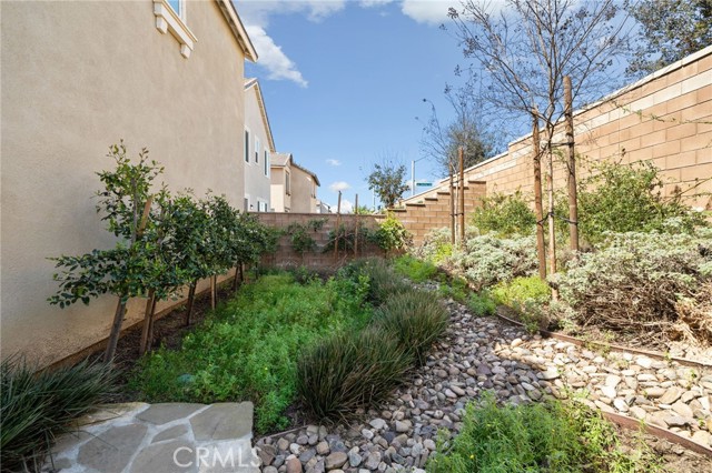 Detail Gallery Image 33 of 33 For 2571 E Pheasant Way, Ontario,  CA 91761 - 4 Beds | 2/1 Baths