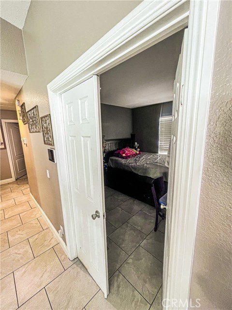 11576 Star Street, Adelanto CA: https://media.crmls.org/medias/4cc4b1b6-33b2-4b54-8319-8d637393e1cc.jpg