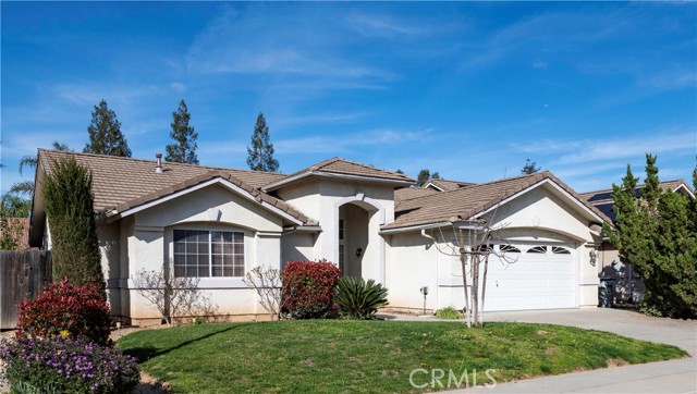 Detail Gallery Image 3 of 31 For 4514 W Oswego, Fresno,  CA 93722 - 3 Beds | 2/1 Baths