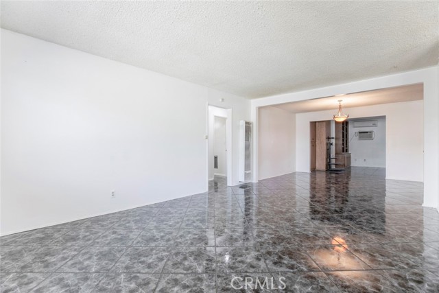 Detail Gallery Image 15 of 17 For 1208 E Avenue R3, Palmdale,  CA 93550 - 2 Beds | 2 Baths