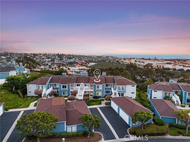 Front Image Thumbnail for CROC26029251