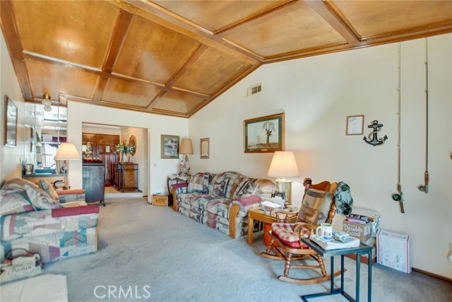 2855 Piedmont Drive, Highland CA: https://media.crmls.org/medias/4cc67b94-4d37-4a26-b1b9-d176d6a68888.jpg