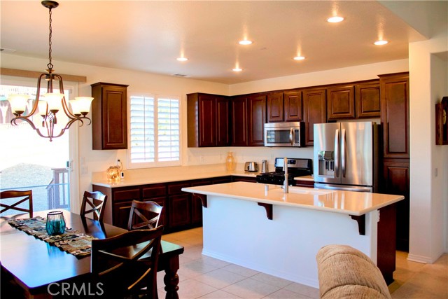 Detail Gallery Image 11 of 29 For 218 Crimson Cir, Big Bear City,  CA 92314 - 3 Beds | 2 Baths