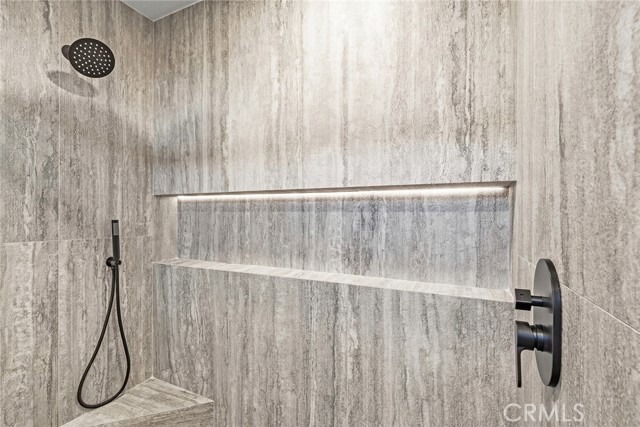 Image 56 of 75 For 455 Tanglewood