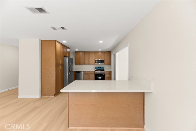 Detail Gallery Image 5 of 60 For 27797 Foxfire, Menifee,  CA 92586 - 3 Beds | 2 Baths