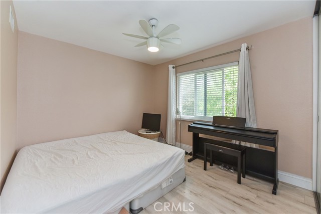 46 Country Wood Drive, Pomona CA: https://media.crmls.org/medias/4cc8f98a-25a5-4f34-9458-216a3de829b7.jpg